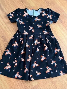 LuLaRoe Amelia 🖤